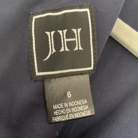 Floral dress - Picture 8 of 10